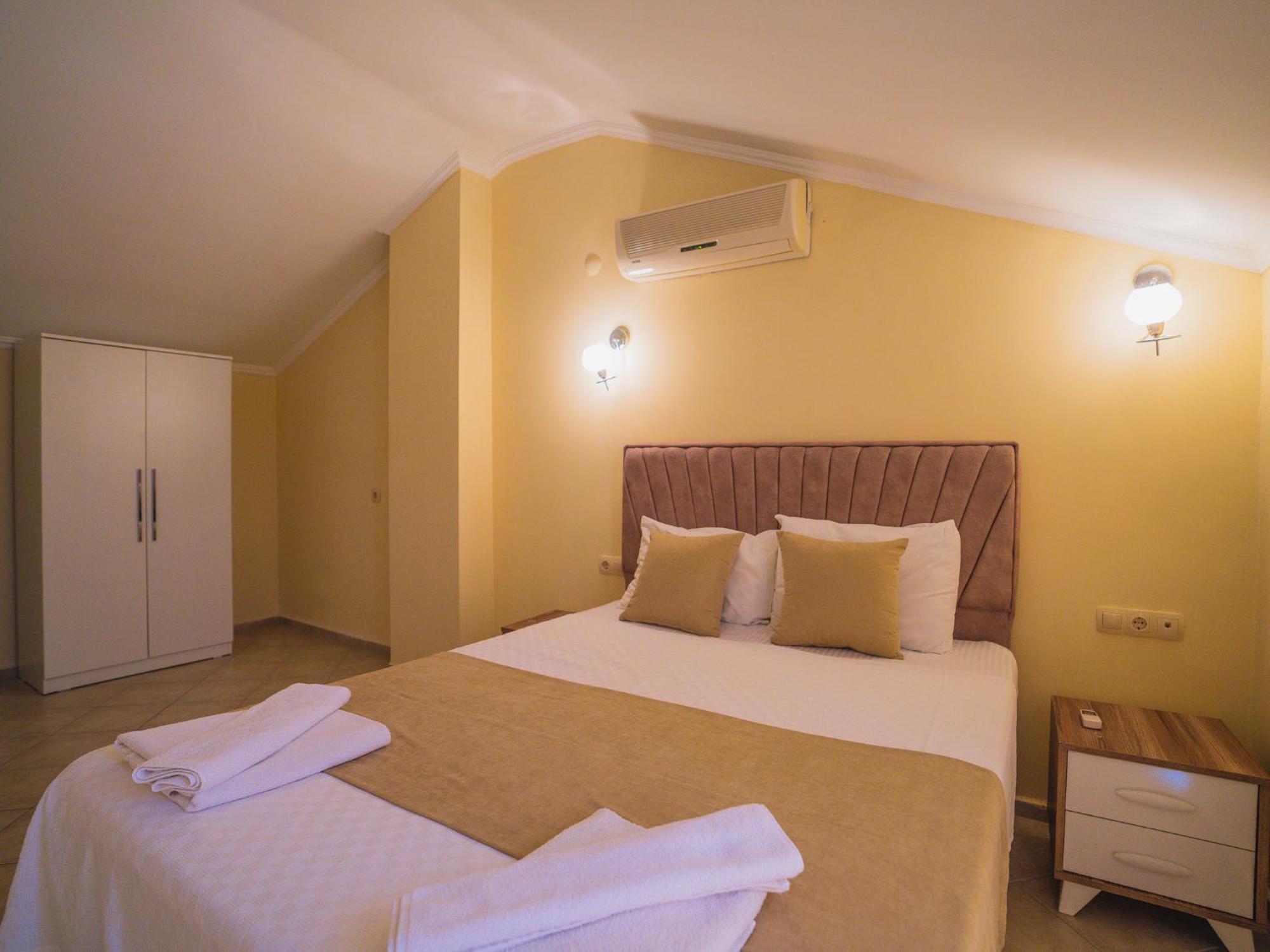 Sunset Beach Villas And Apartments Fethiye Eksteriør bilde