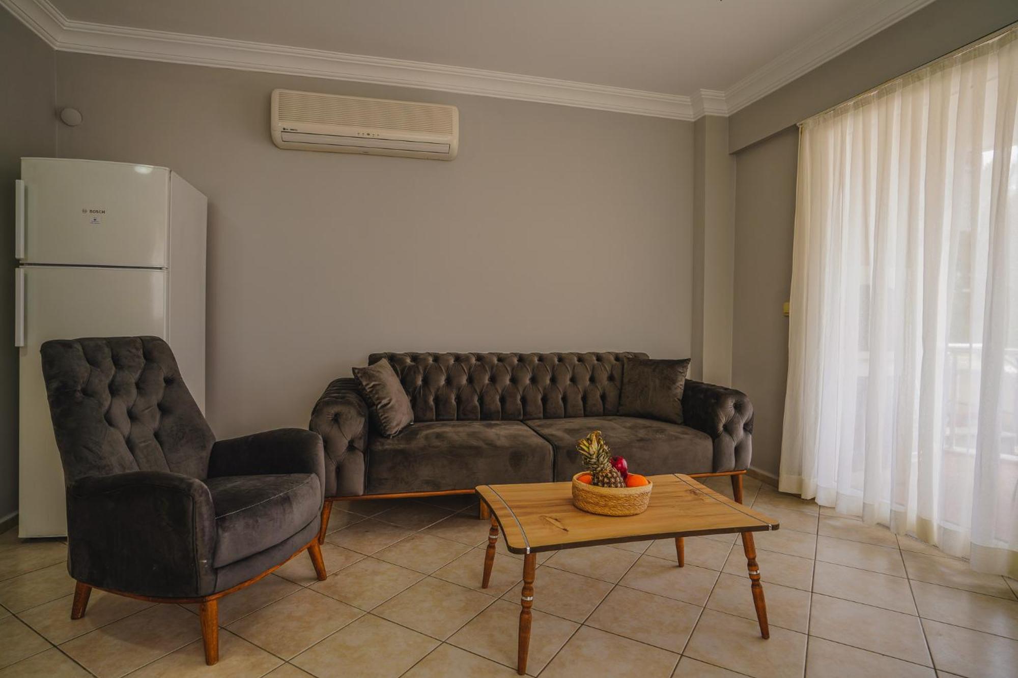 Sunset Beach Villas And Apartments Fethiye Eksteriør bilde
