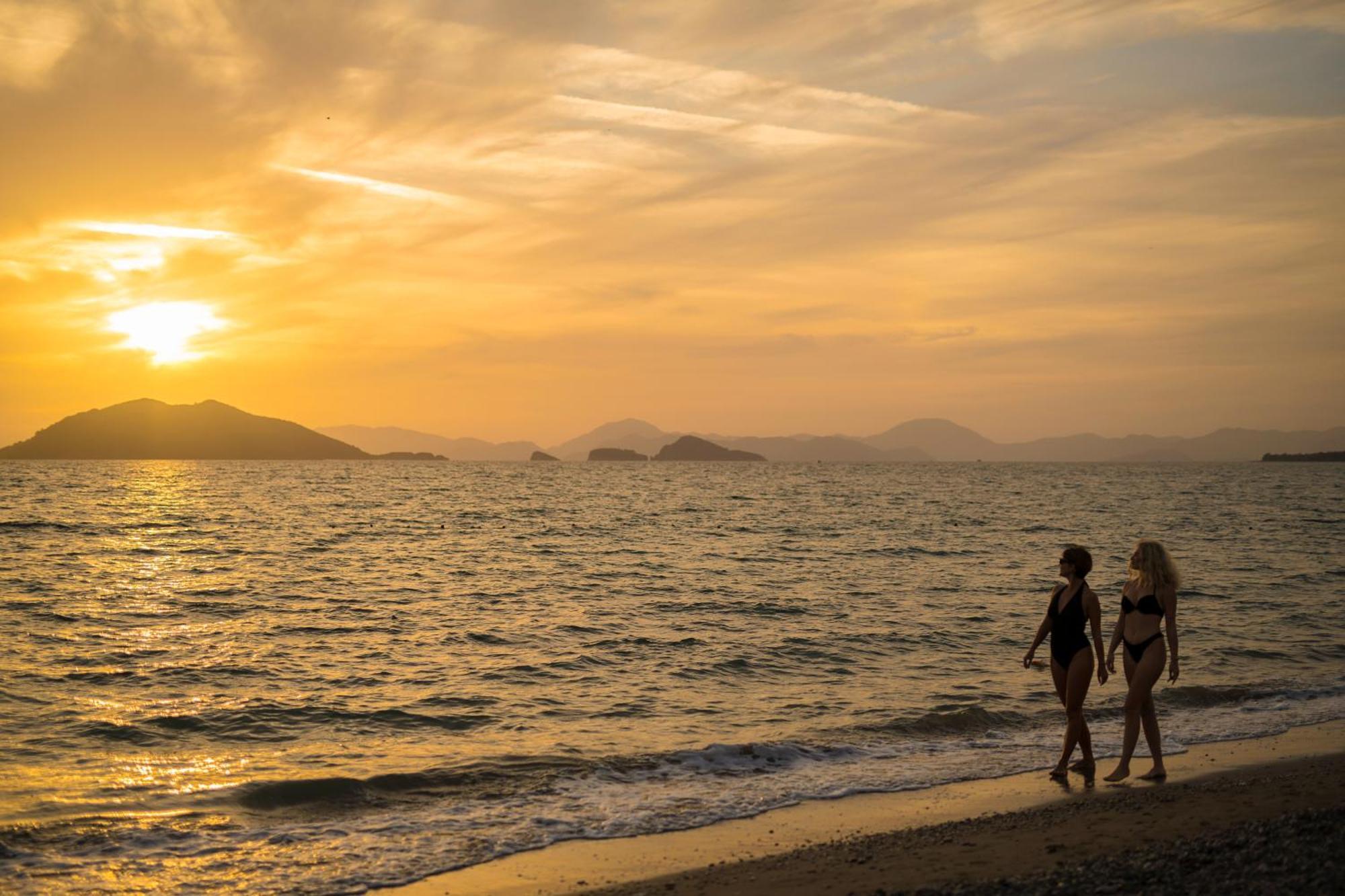 Sunset Beach Villas And Apartments Fethiye Eksteriør bilde