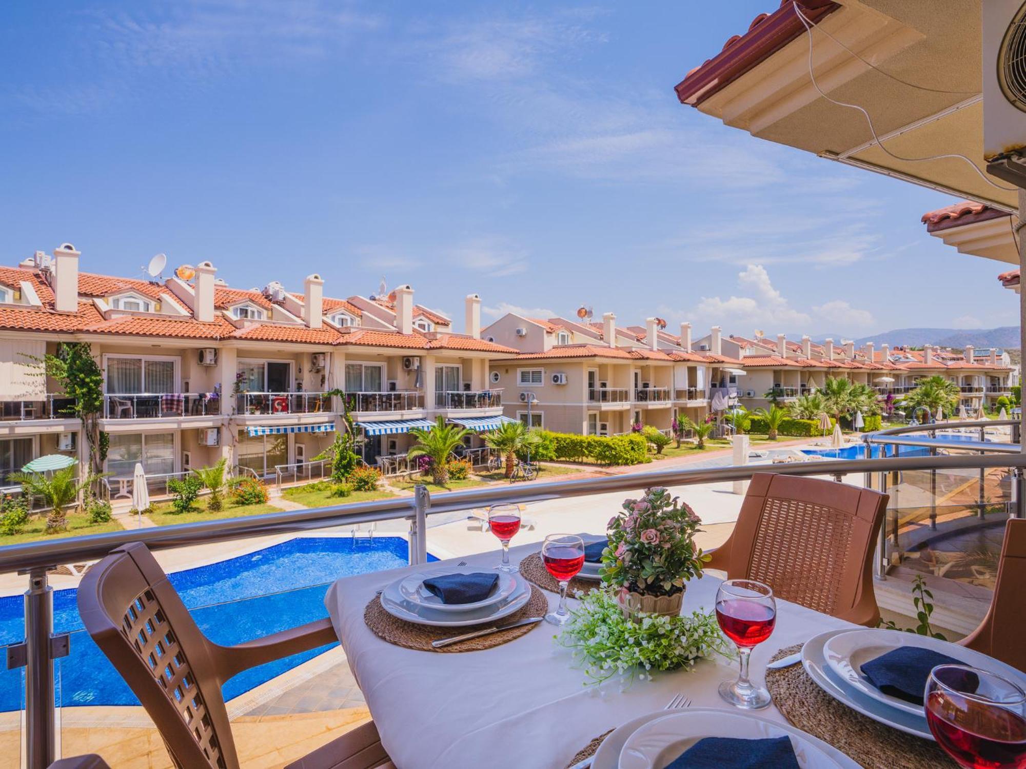 Sunset Beach Villas And Apartments Fethiye Eksteriør bilde