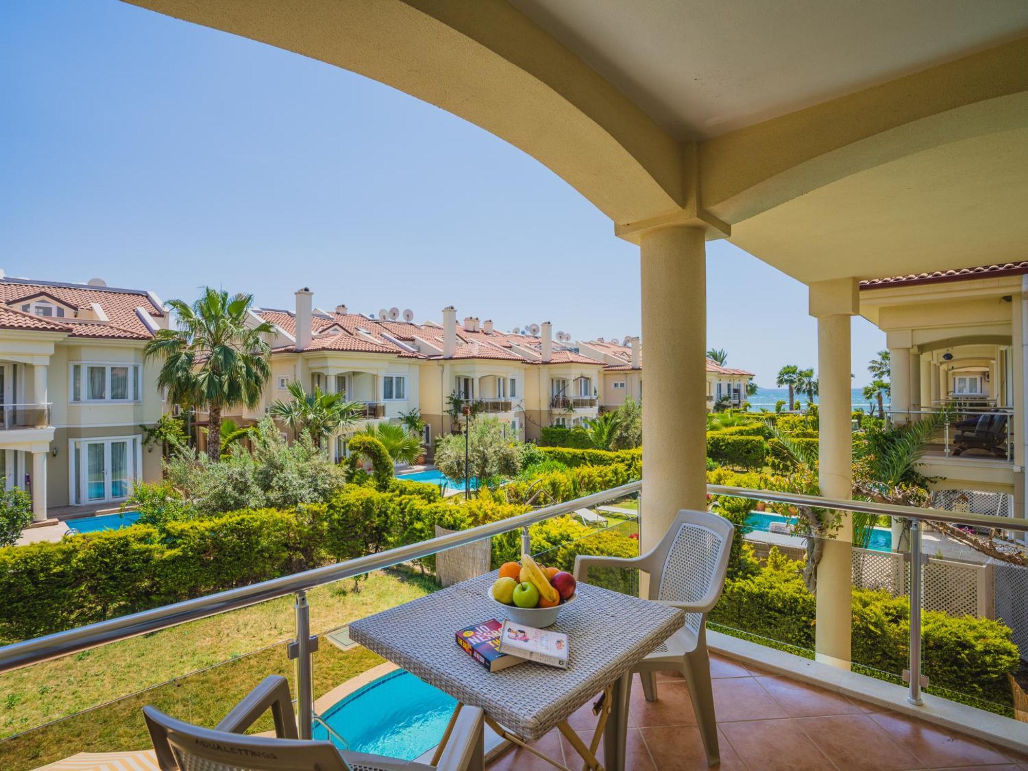 Sunset Beach Villas And Apartments Fethiye Eksteriør bilde